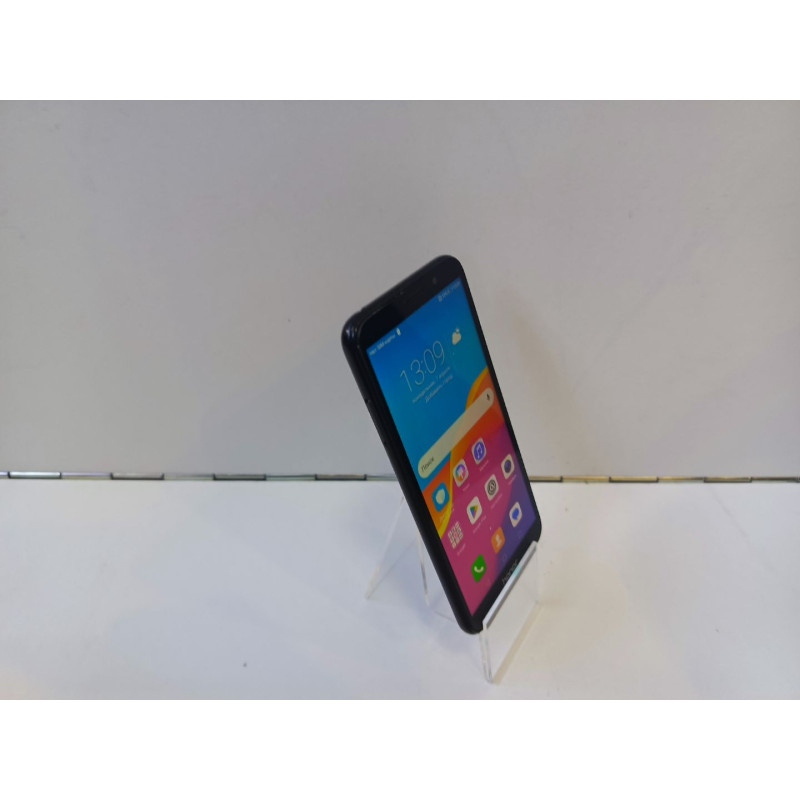 Мобильный телефон Huawei Honor 7A 2/16 GB            
            б/у