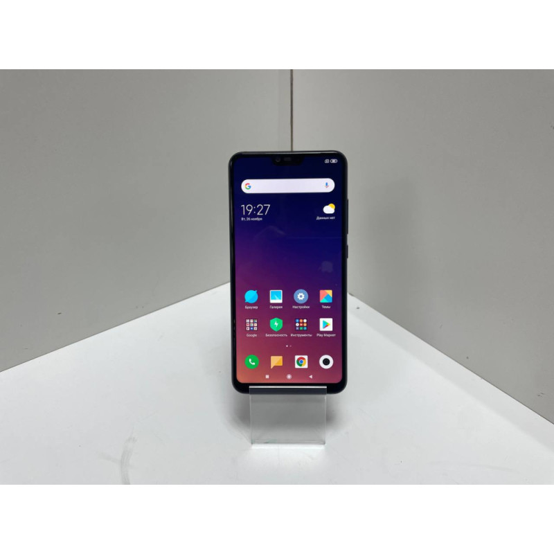 Мобильный телефон Xiaomi Mi 8 Lite 4/64 GB            
            б/у