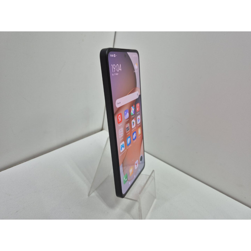 Мобильный телефон Xiaomi Redmi Note 13 8/256 GB            
            б/у