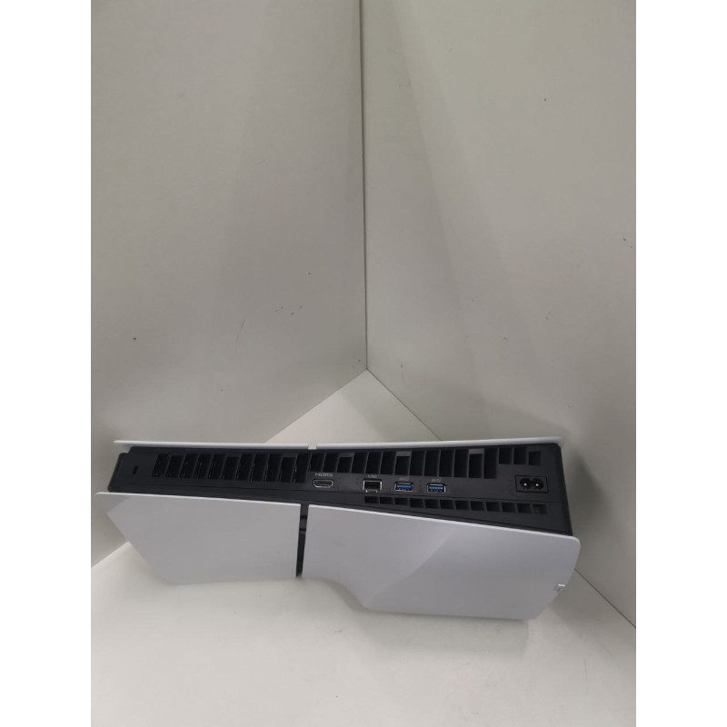 Игровые приставки Sony Playstation 5 Slim 1TB (CFI-2000)            
            б/у