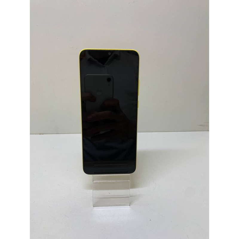 Мобильный телефон Xiaomi Poco C40 4/64 GB            
            б/у