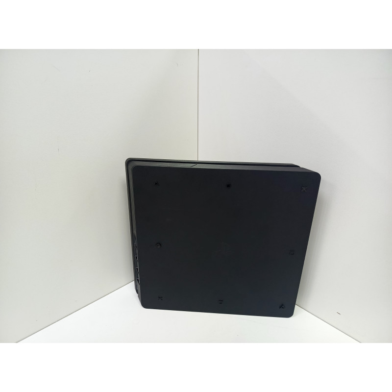 Игровые приставки Sony Playstation 4 500GB (CUH-2108A)            
            б/у
