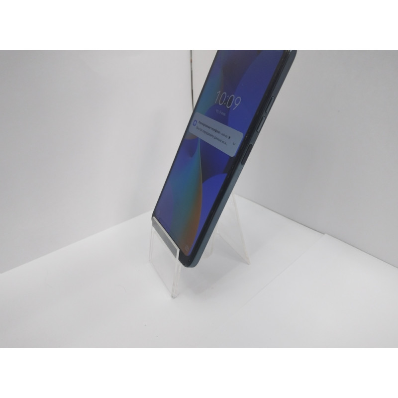 Мобильный телефон Tecno Spark 10C 4/64 GB            
            б/у