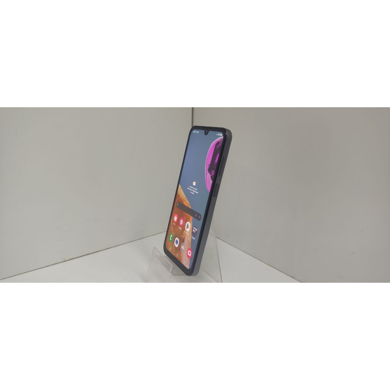 Мобильный телефон Samsung Galaxy M15 6/128            
            б/у