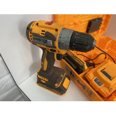 Шуруповерт INGCO CDLI204531            
            б/у