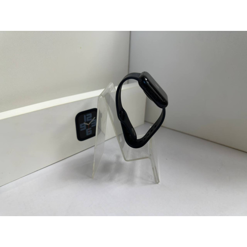 Умные Часы Apple Watch SE Gen 2 40mm            
            б/у