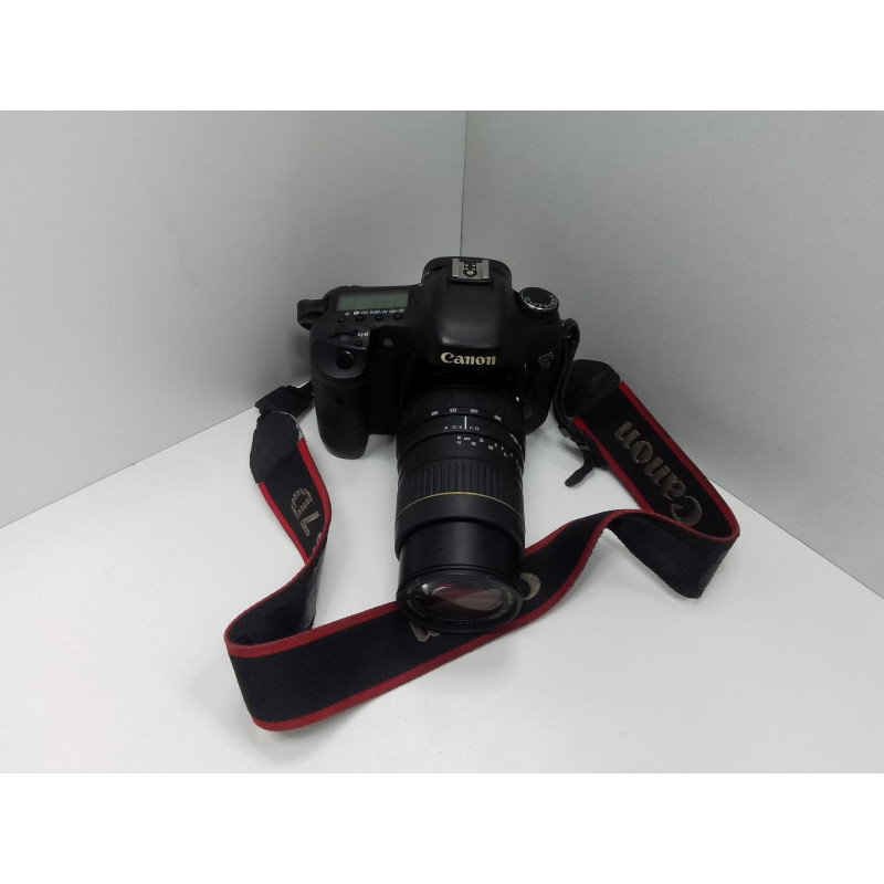Фотоаппарат зеркальный Canon EOS 7D            
            б/у