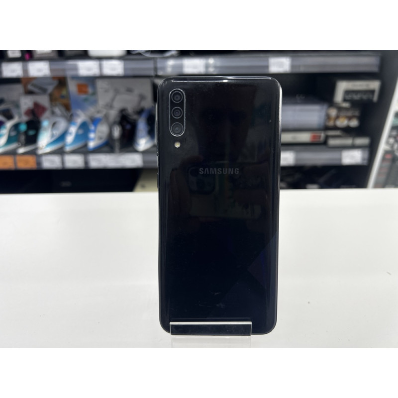 Мобильный телефон Samsung Galaxy A30s 3/32 GB            
            б/у