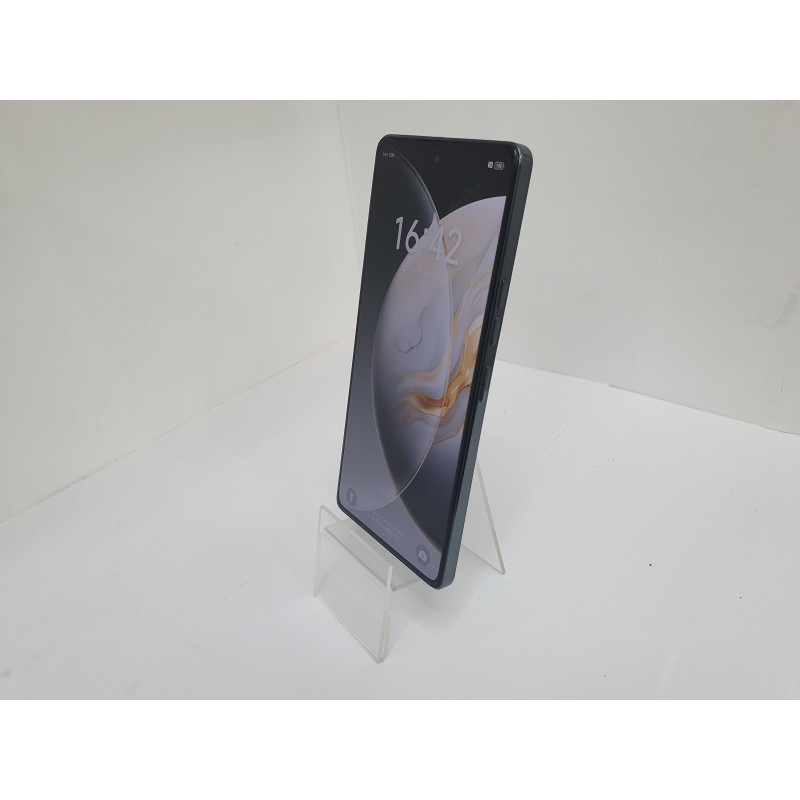 Мобильный телефон Tecno Camon 30 8/256 GB            
            б/у