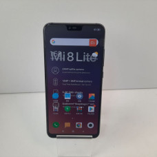 Мобильный телефон Xiaomi Mi 8 Lite 6/128 GB            
            б/у