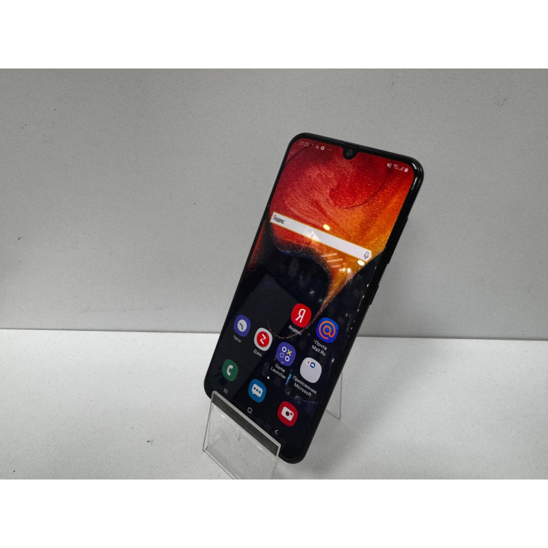 Мобильный телефон Samsung Galaxy A50 4/64 GB            
            б/у