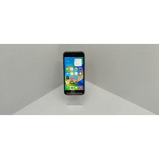 Мобильный телефон Apple iPhone 8 2/64 GB            
            б/у