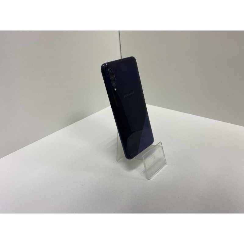 Мобильный телефон Samsung Galaxy A30s 4/64 GB            
            б/у