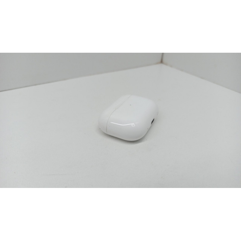 Наушники Беспроводные Внутриканальные Apple Airpods Pro 2 USB-C (2023) A2968            
            б/у