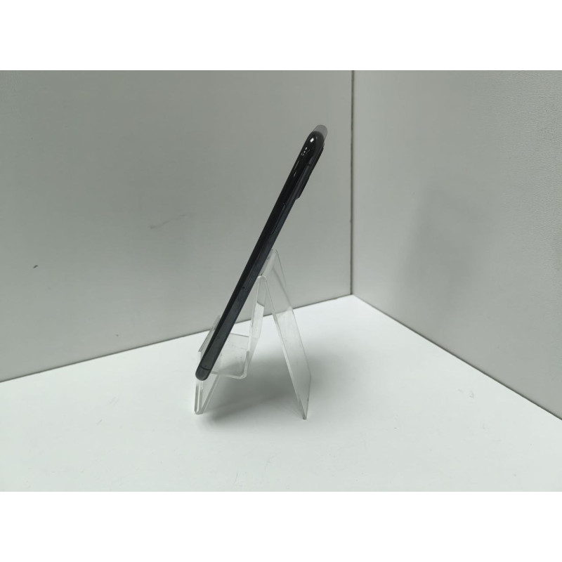 Мобильный телефон Apple iPhone 11 Pro Max 4/64GB            
            б/у