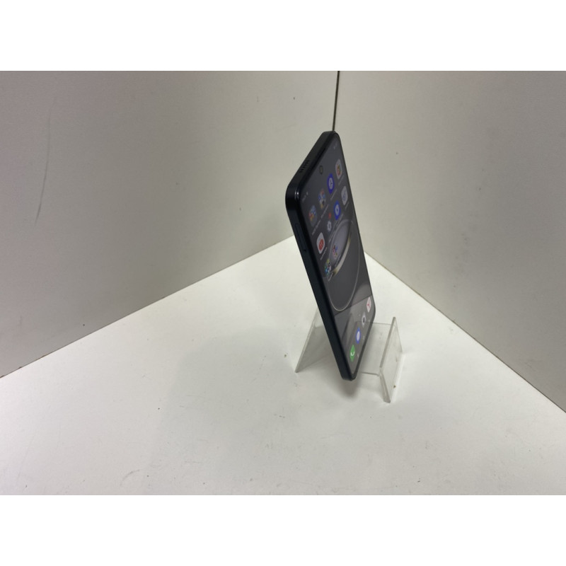 Мобильный телефон Tecno Spark 30C 4/128 GB            
            б/у