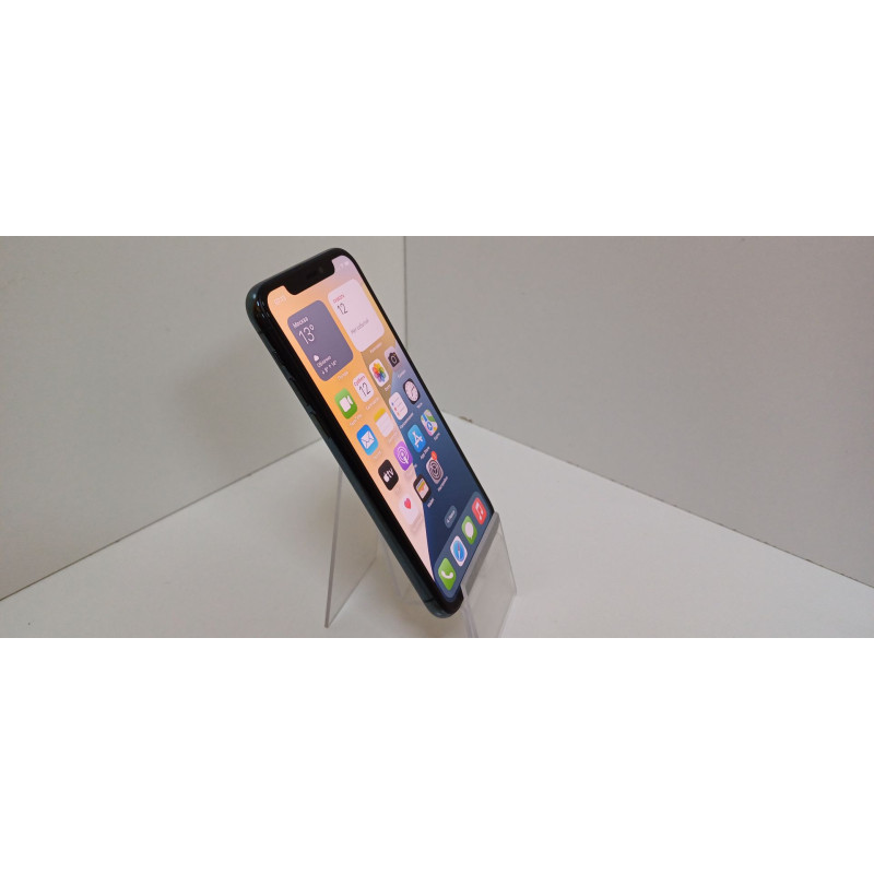 Мобильный телефон Apple iPhone 11 Pro 4/256 GB            
            б/у