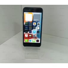 Мобильный телефон Apple iPhone 7 2/32 GB            
            б/у