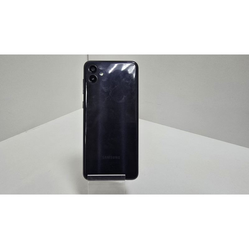Мобильный телефон Samsung Galaxy A04 3/32 GB            
            б/у