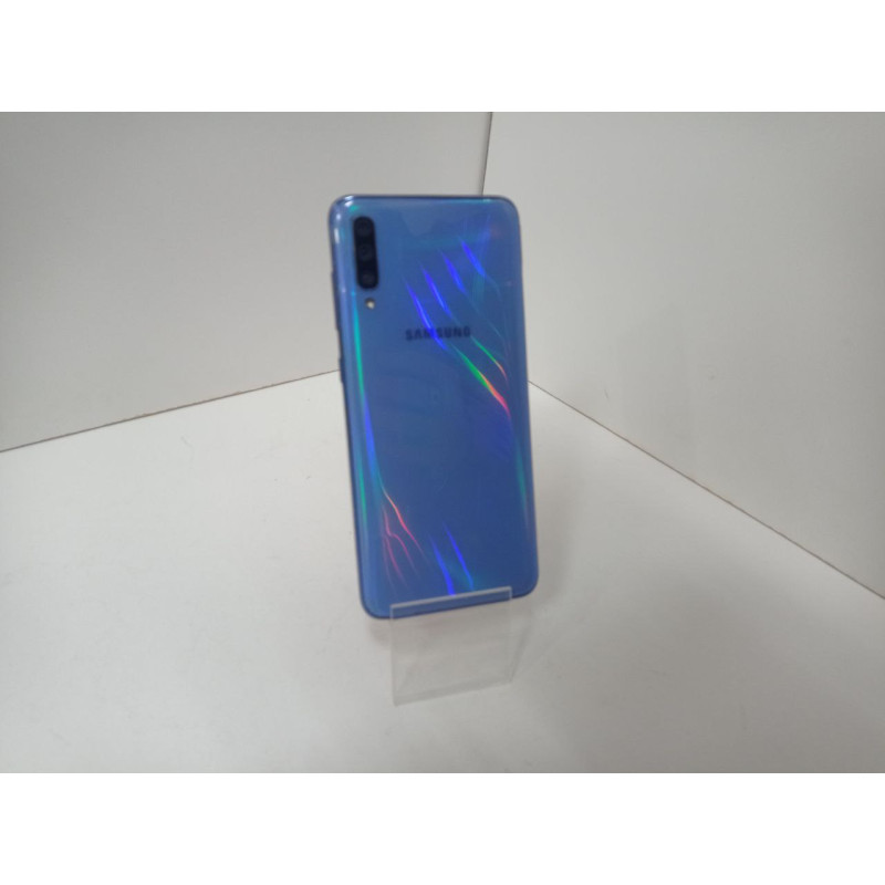 Мобильный телефон Samsung Galaxy A70 (2019) 6/128 GB            
            б/у