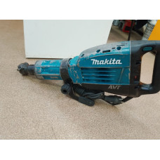 Отбойный молоток Makita HM1317C            
            б/у