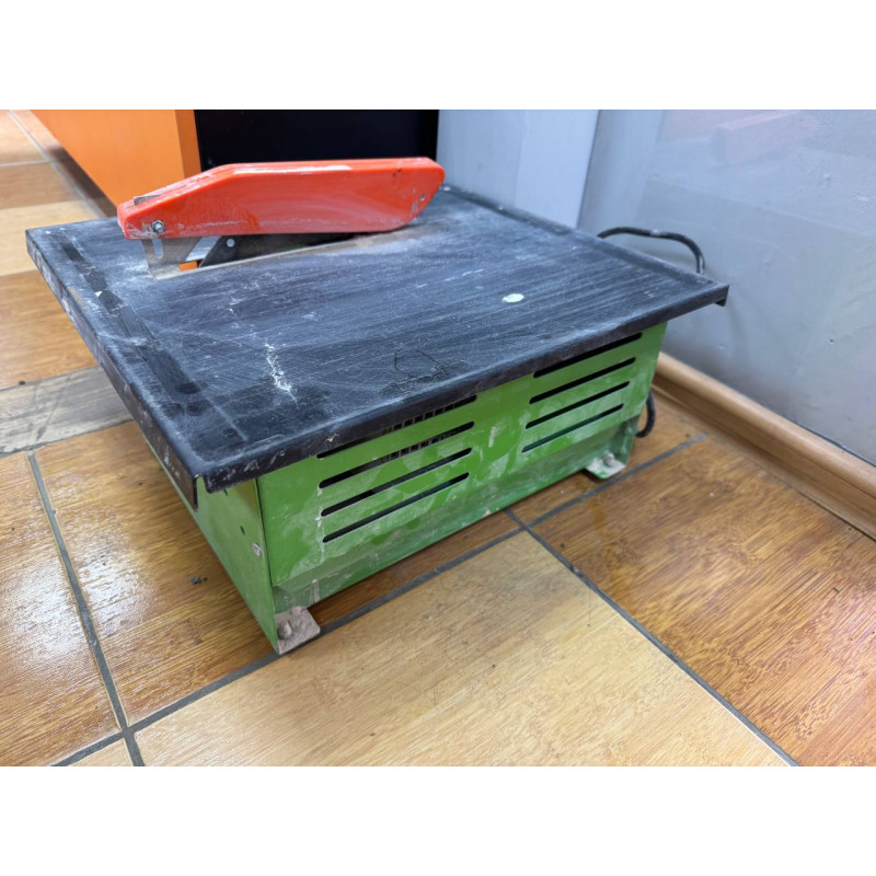 Плиткорез Procraft PF1000/180            
            б/у