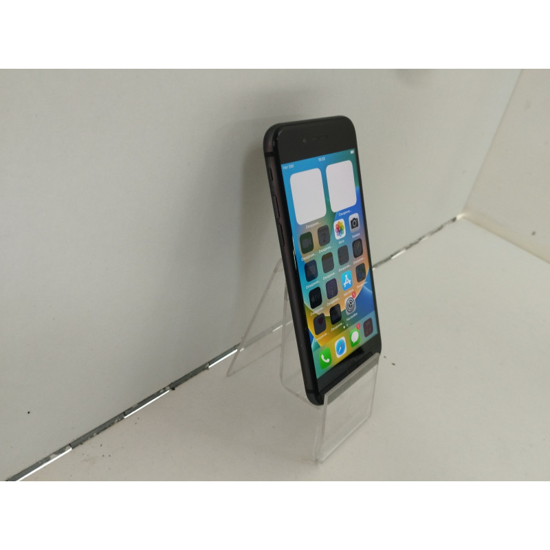 Мобильный телефон Apple iPhone 8 2/64 GB            
            б/у
