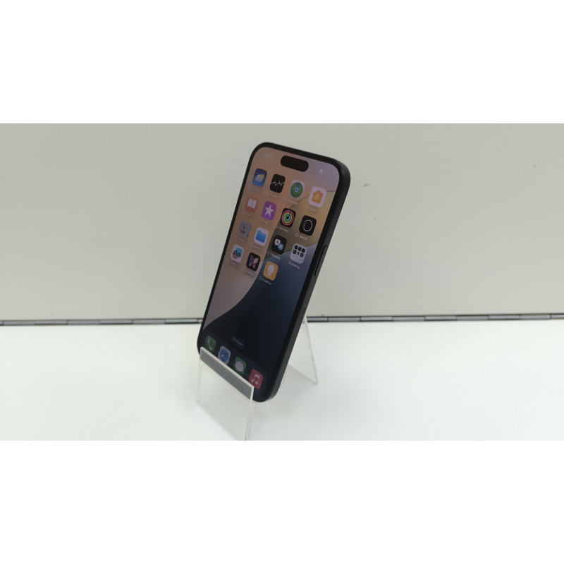 Мобильный телефон Apple iPhone 15 6/128 GB            
            б/у