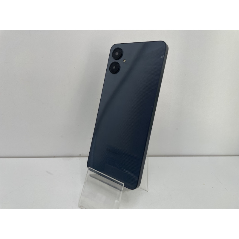 Мобильный телефон Samsung Galaxy A06 4/128 GB            
            б/у