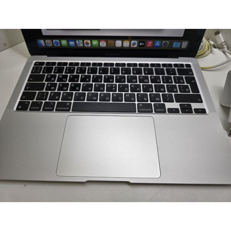 Ноутбук Apple MacBook Air (M1, 2020) A2337            
            б/у
