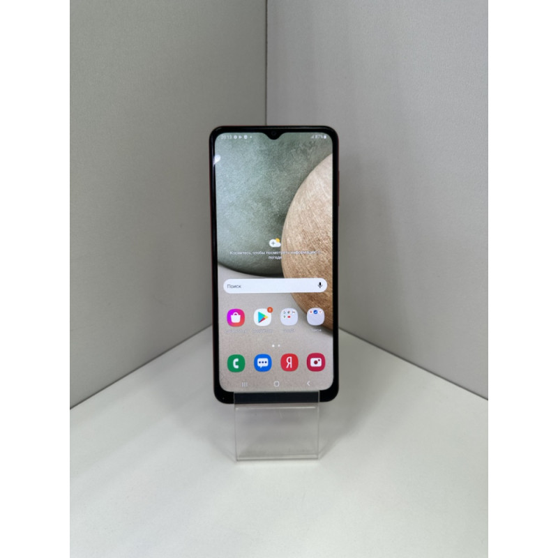 Мобильный телефон Samsung Galaxy A12 3/32 GB            
            б/у