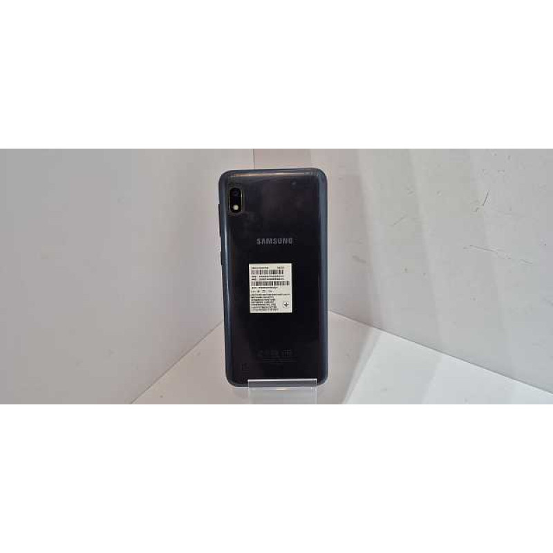Мобильный телефон Samsung Galaxy A10 2/32 GB            
            б/у