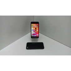 Мобильный телефон Apple iPhone 7 2/32 GB.            
            б/у