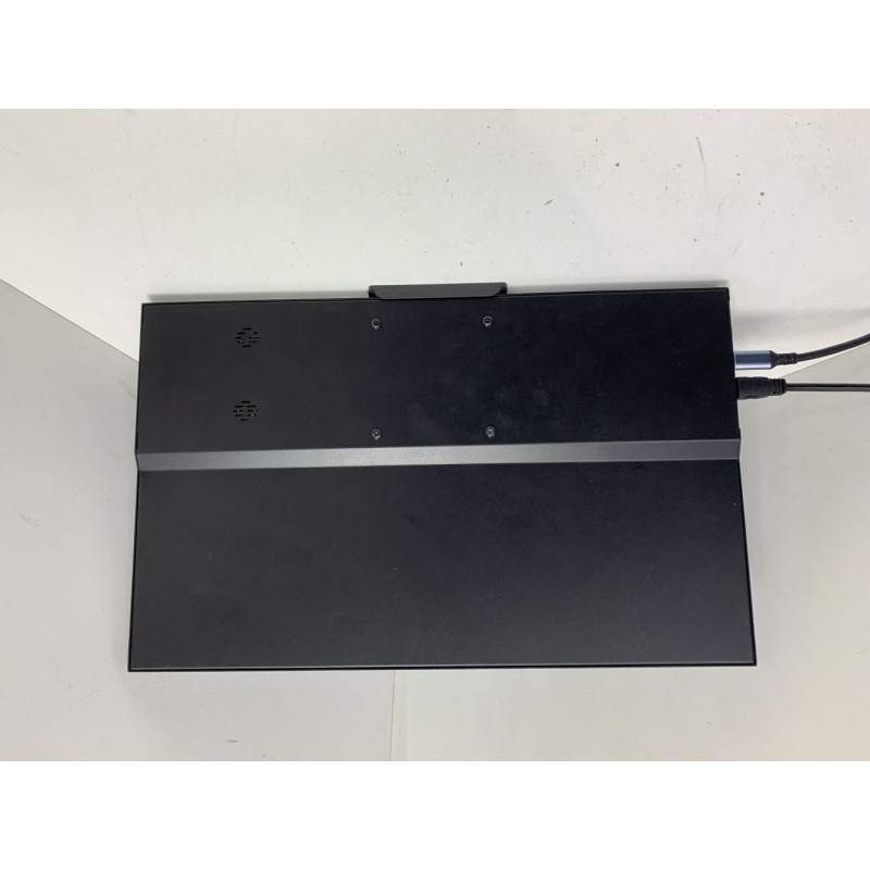 Мониторы UPERFECT 4K, 15,6            
            б/у