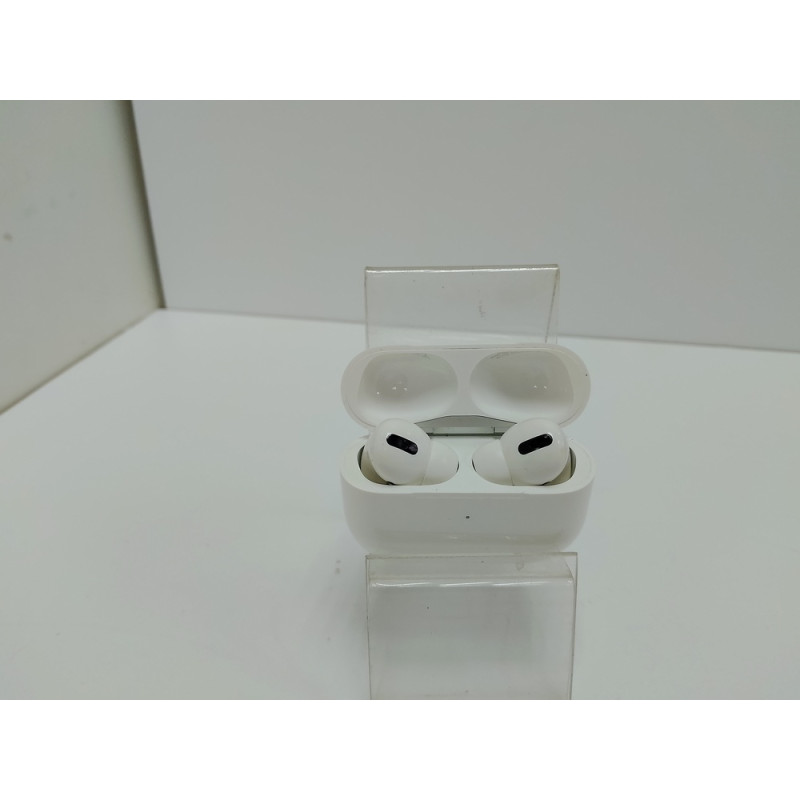 Наушники Беспроводные Внутриканальные Apple AirPods Pro            
            б/у