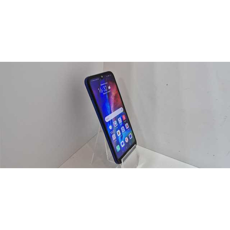 Мобильный телефон Huawei Honor 8S 2/32 GB            
            б/у