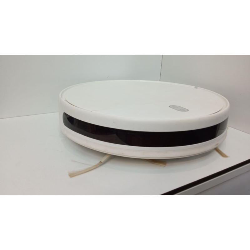 Робот-пылесос Xiaomi Robot Vacuum-Mop Essential SKV4136GL            
            б/у
