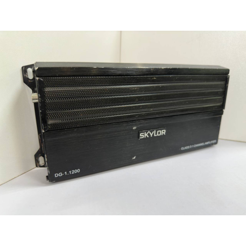 Усилитель Автомобильный SKYLOR DG-1.1200            
            б/у