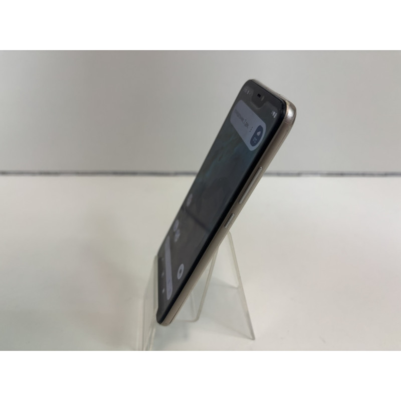 Мобильный телефон Xiaomi Mi A2 Lite 3/32 GB            
            б/у