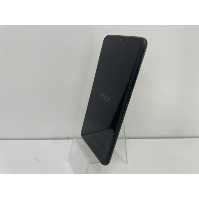 Мобильный телефон Xiaomi Redmi 8A 2/32 GB            
            б/у