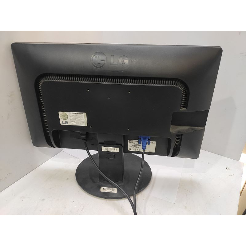 Мониторы LG E2211S            
            б/у