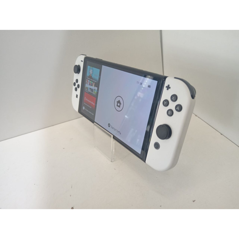 Игровые приставки Nintendo Switch OLED (HEG-001)            
            б/у