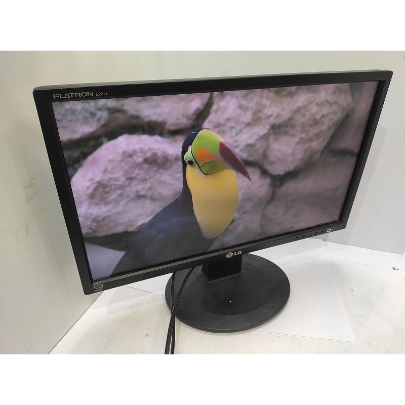 Мониторы LG E2211S            
            б/у
