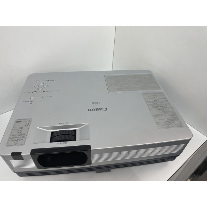 Проекторы Canon LV-8225            
            б/у