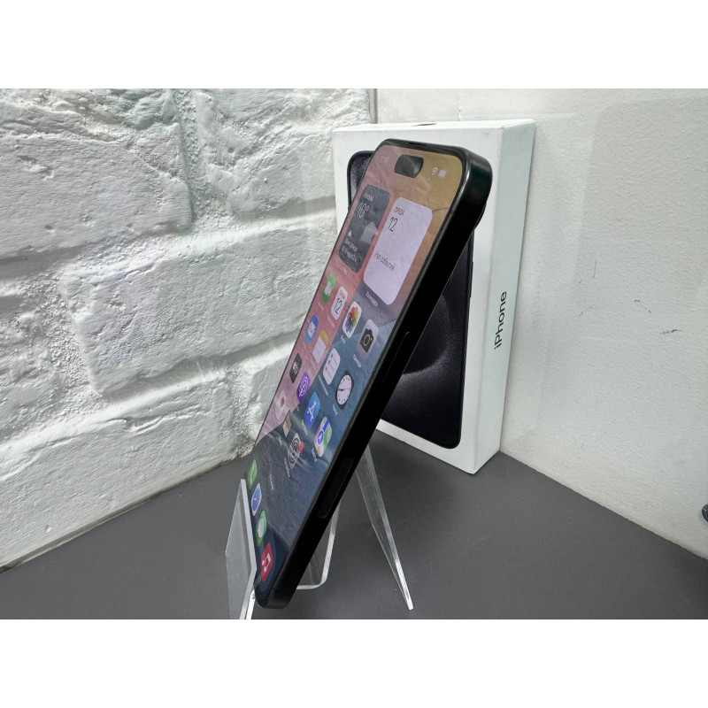 Мобильный телефон Apple iPhone 15 Pro Max 8/256 GB                        б/у