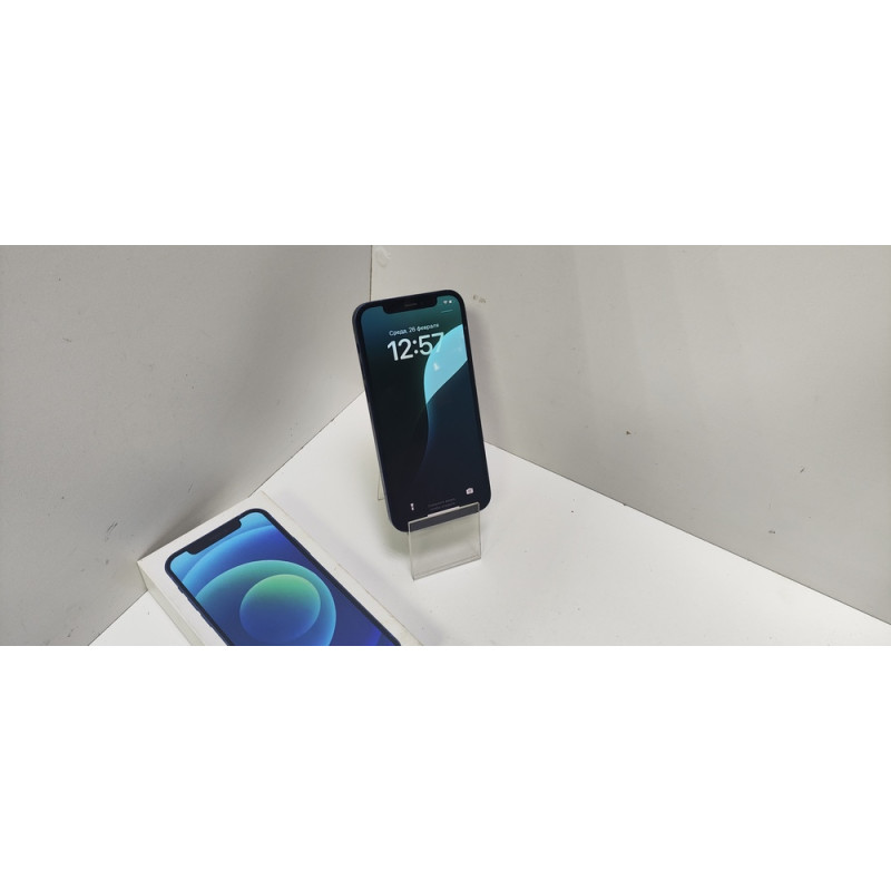 Мобильный телефон Apple iPhone 12 4/256 GB            
            б/у
