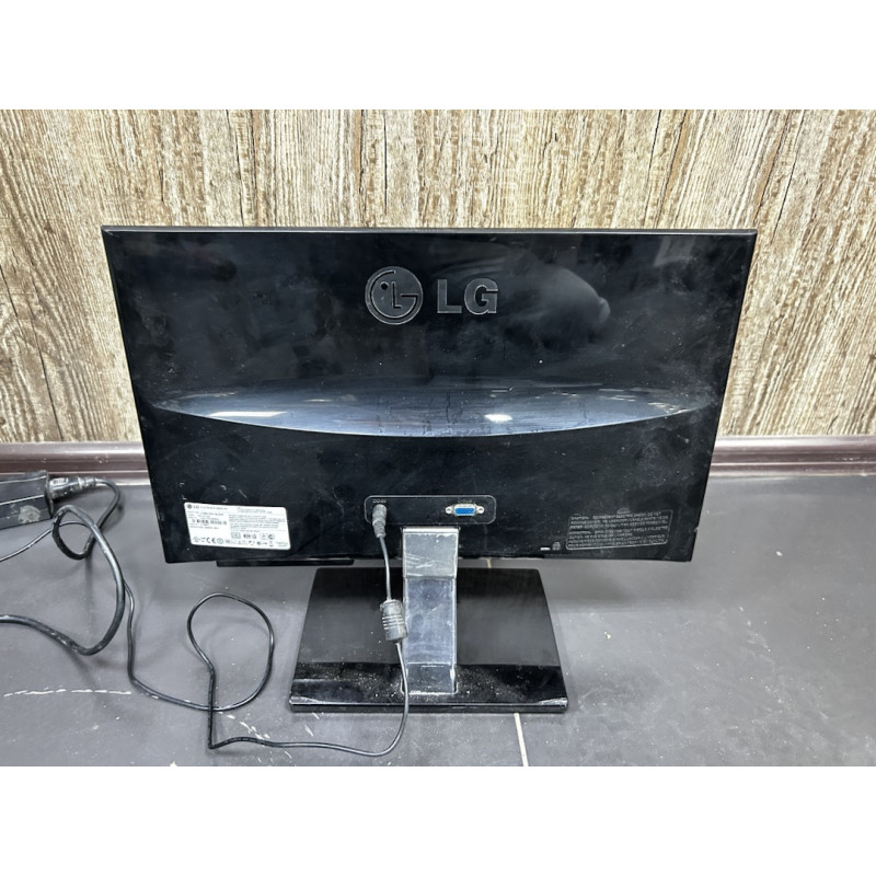 Мониторы LG Flatron E1960S            
            б/у