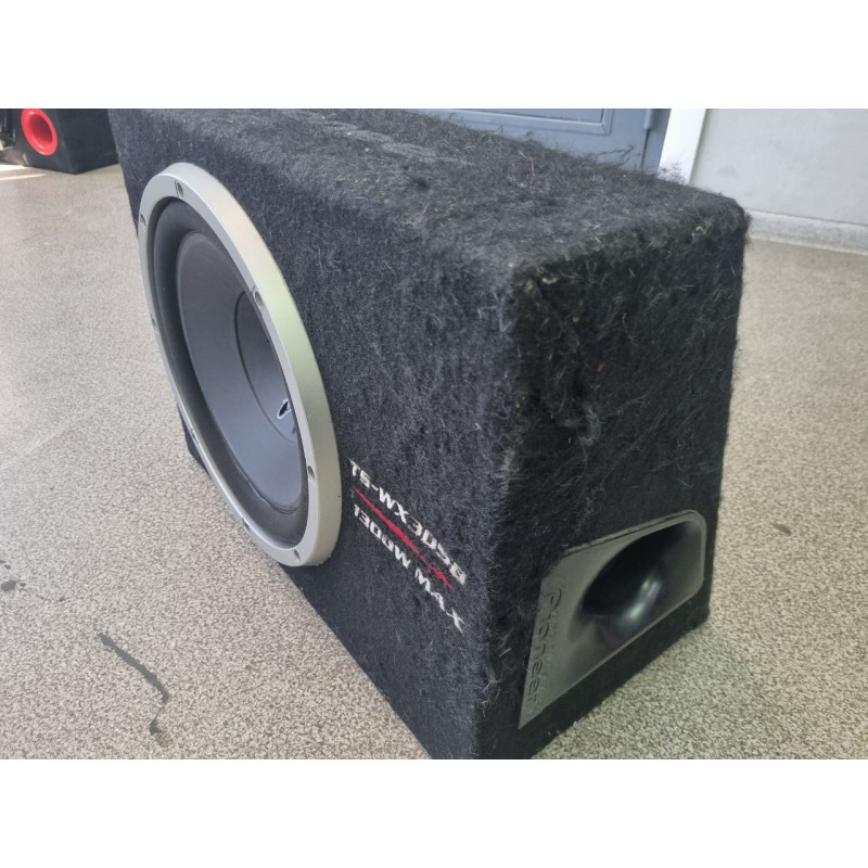 Сабвуфер автомобильный Pioneer TS-WX305B            
            б/у