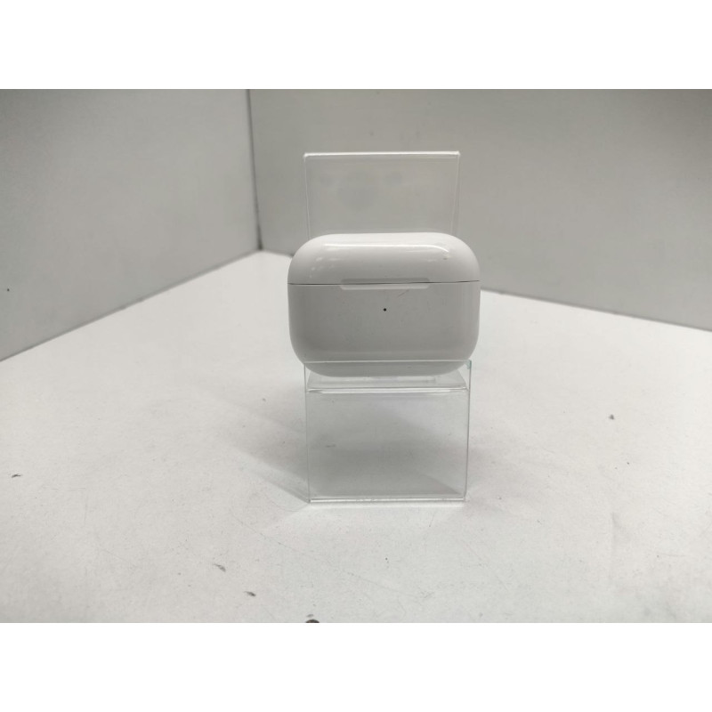 Наушники Беспроводные Внутриканальные Apple Airpods Pro 2 USB-C (2023) A2968            
            б/у