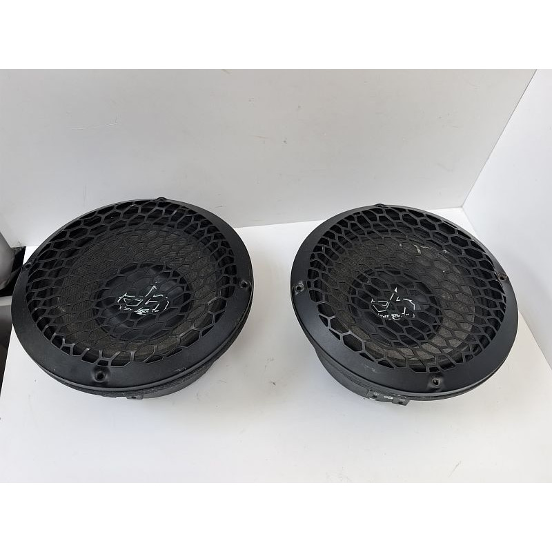 Колонки автомобильные Deaf Bonce DB-W80            
            б/у